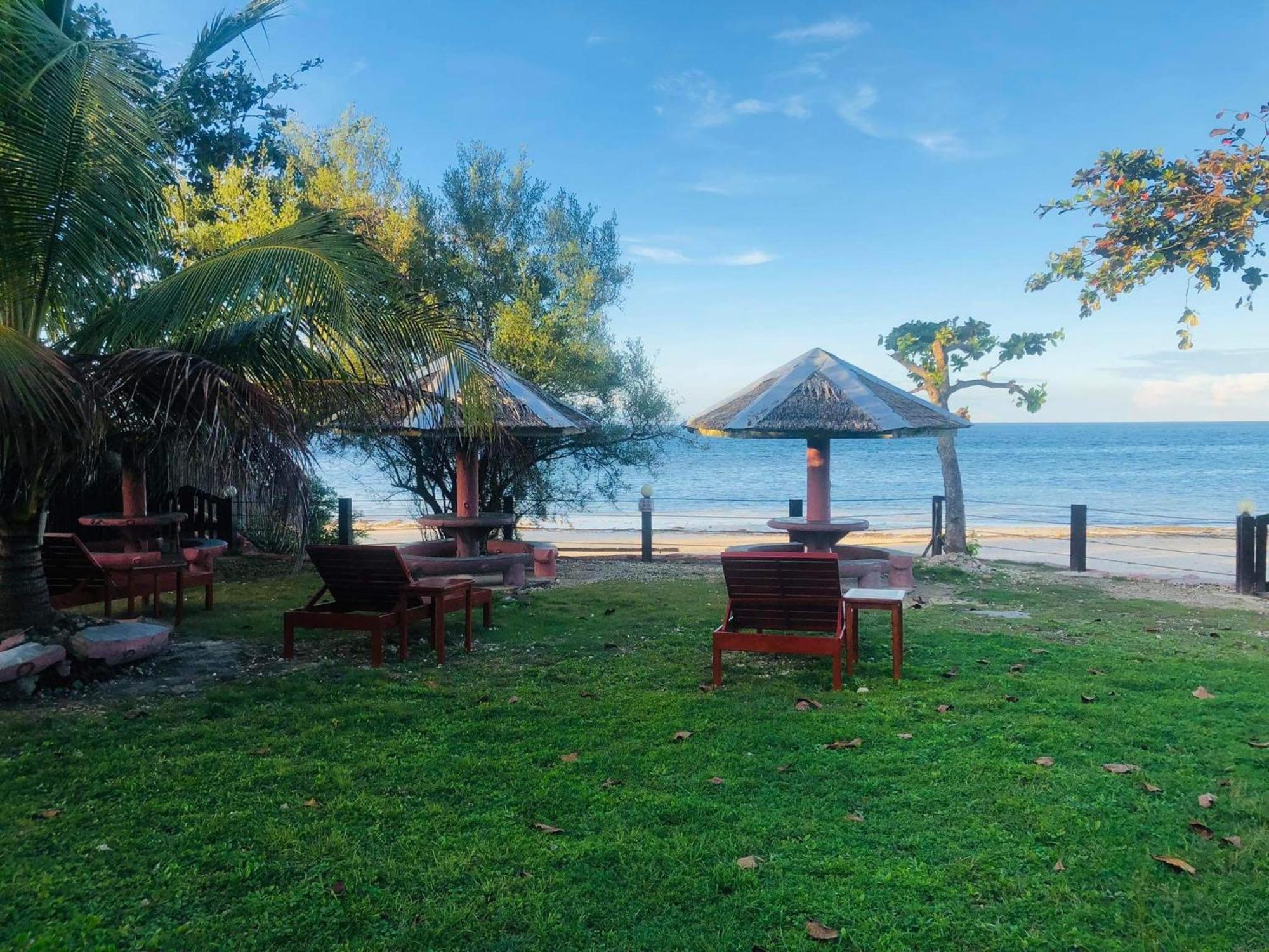 D'S Oceanview Beach Resort Siquijor Eksteriør bilde