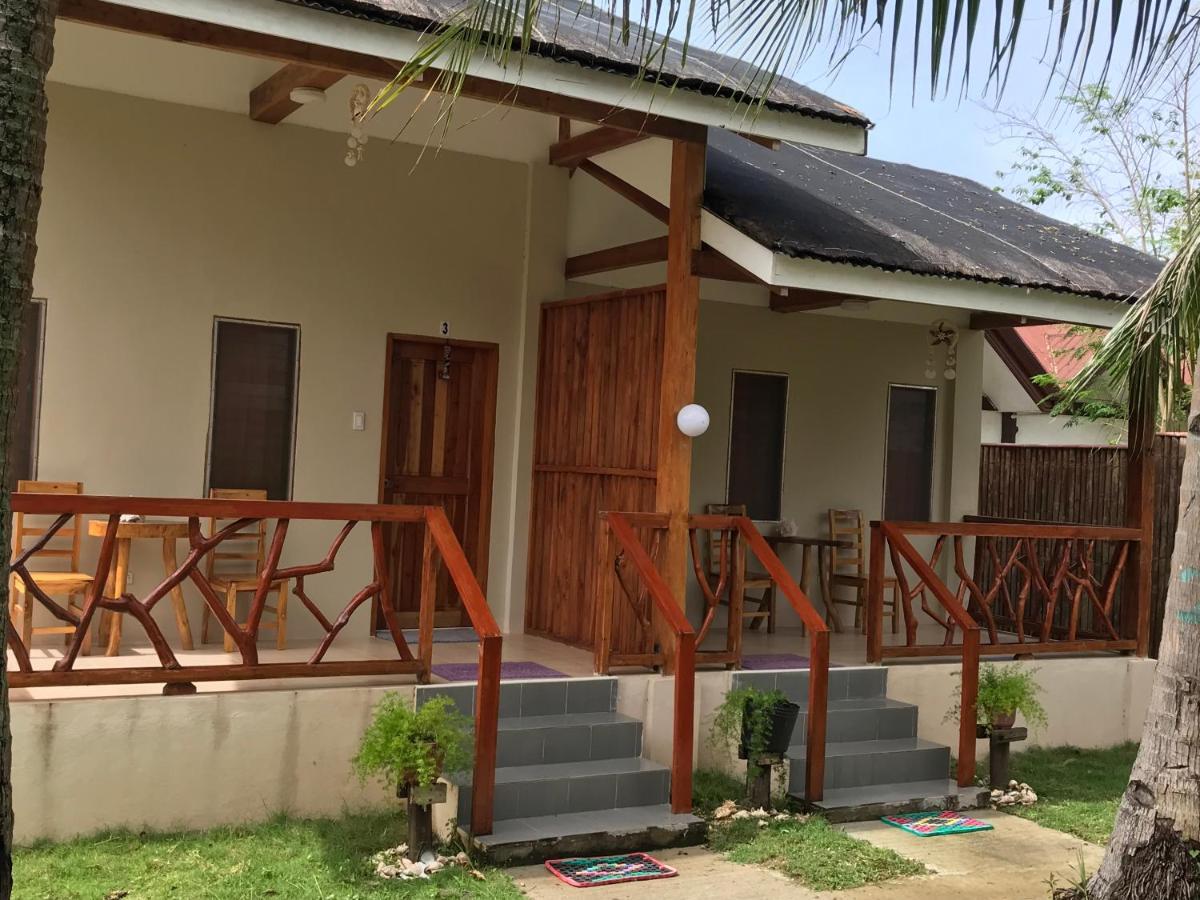D'S Oceanview Beach Resort Siquijor Eksteriør bilde